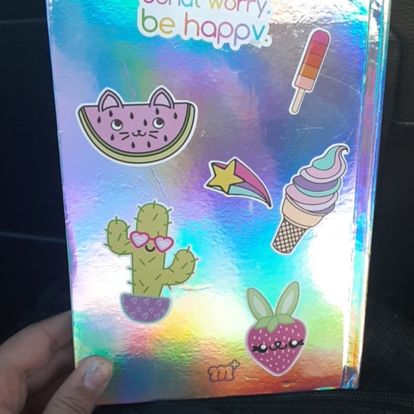 Girls diary - Picture 2 of 3